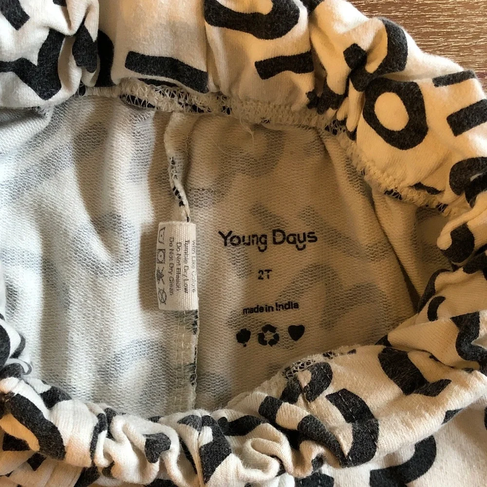 Kids White & Black Patterned Elastic Waist Bottoms